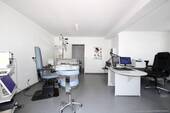 Behandlung/Büro - 
