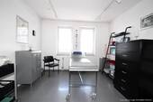 Behandlung/Büro - 