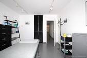 Behandlung/Büro - 
