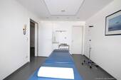 Behandlung/Büro - 