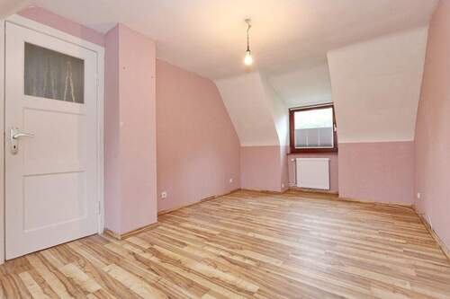 Schlafzimmer 3 II - 
