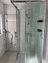Duschbad mit Waschmasch. - 