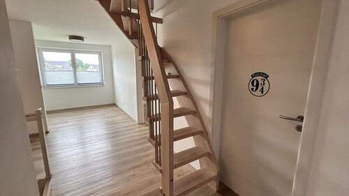 Flur mit offenem Zimmer im OG - 