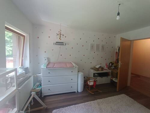 *links* Kinderzimmer - 