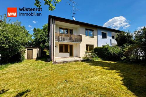 Hausansicht Südseite - 4 Zimmer Doppelhaushälfte in Neubiberg