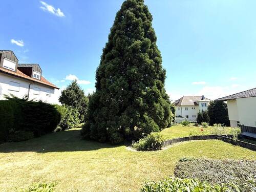 Straßenansicht - Grundstück in Pforzheim