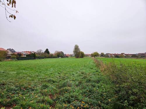 Wendeburg - 1.jpg - Bungalow mit 130,30 m&sup2; in Wendeburg zum Kaufen