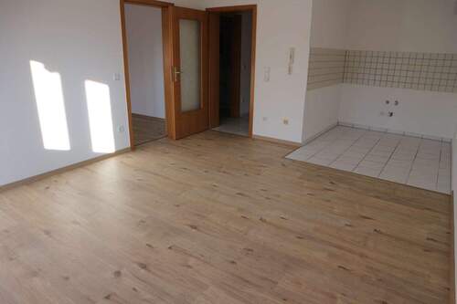 Wohnzimmer - 2 Zimmer Etagenwohnung in Lichtenau