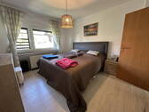 Schlafzimmer EG 1 - 