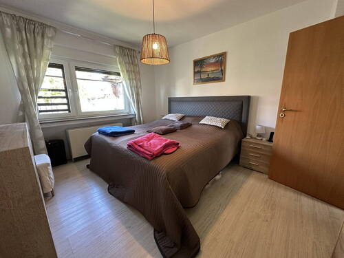 Schlafzimmer EG 1 - 