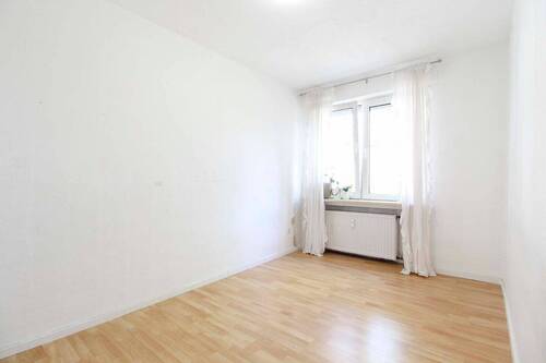 Schlafzimmer_2 - Einfamilienhaus in Detmold zum Kaufen