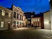 Ganz nah: Luisenbad-Bibliothek - 