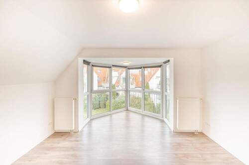 Bild 2 - 1 Zimmer Etagenwohnung zum Kaufen in Eckental