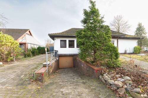Außenansicht - Toller Bungalow in familienfreundlicher Lage!