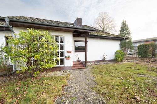 Außenansicht - 4 Zimmer Einfamilienhaus zum Kaufen in Cadenberge