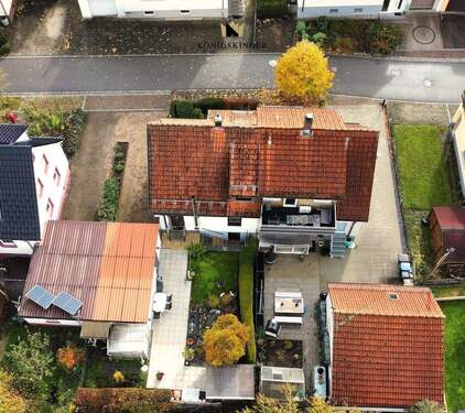 Gartenseite DHH Links - 3 Zimmer Doppelhaushälfte in Tuningen