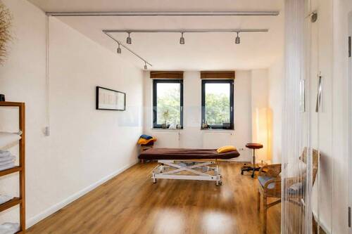 Therapieraum - Büro mit 178,70 m&sup2; in Berlin zur Miete