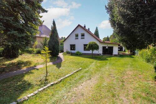 Vorderseite Haus - 
