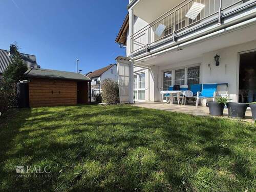 Garten - 4 Zimmer Etagenwohnung zum Kaufen in Hattersheim
