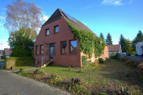 Seitenansicht - 5 Zimmer Einfamilienhaus zum Kaufen in Nordhastedt