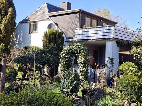 Ansicht, seitlich - 7 Zimmer Einfamilienhaus zum Kaufen in Kosel