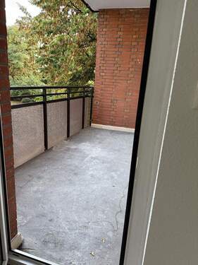 Bild 2 - 3 Zimmer Etagenwohnung zur Miete in Düsseldorf