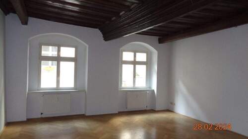 Wohnzimmer (6).JPG - 2 Zimmer Etagenwohnung in Naumburg (Saale)