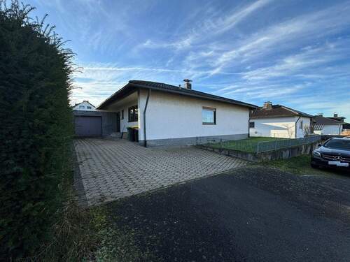 2.jpg - Einfamilienhaus (Walmdachbungalow) in naturverbundener Wohnlage von Königswinter-Frohnhardt