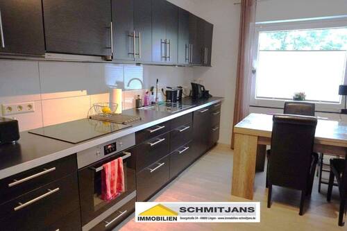 Küche inkl. Einbauküche - Gemütliche 4 Zimmer Wohnung mit großem Süd-Balkon in Innenstadtlage!