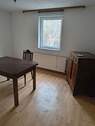 kleines Zimmer hinten Fenster - 