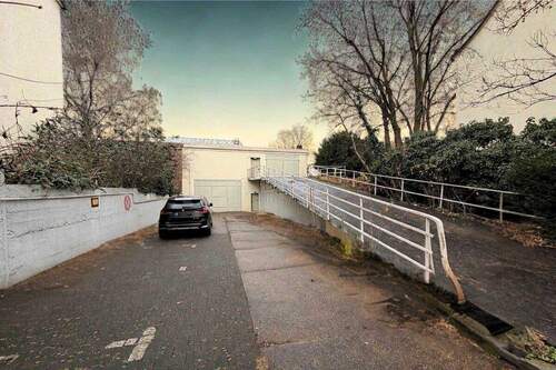 Bild 1 - Bonn-Weststadt: ca.1.208m² große Halle auf ca.949m² großem Grdst. mit enormem Potenzial zu verka