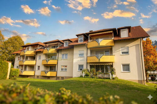 Balkonansicht - Komfortables Wohnen im 1.OG - 2,5 Zimmer-Wohnung mit Garage in ruhiger, beliebter Lage von Bad Dürrheim