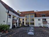 Hinterhaus mit TG Überdachung - 