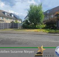 Drei Pkw-Stellplätze in Solingen Wald