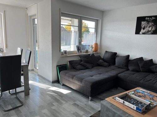Wohnzimmer - 3 Zimmer Etagenwohnung zum Kaufen in Bermatingen