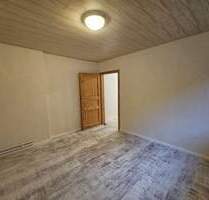 +++WOHNUNG IM EG MIT GARTEN- HELLE 3- ZIMMER-WOHNUNG IM EG+++ - Tackesdorf