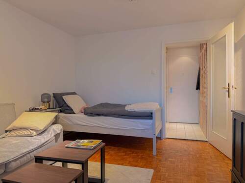 Wohnbereich - 1 Zimmer Etagenwohnung in München