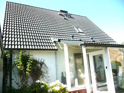Haushälfte vorne - Einfamilienhaus mit 202,00 m&sup2; in Hemdingen zum Kaufen