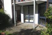 Terrasse mit kleinem Garten - 