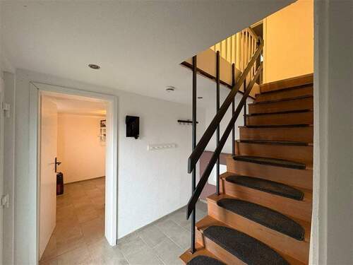 Eingangsbereich EG - 4 Zimmer Reihenmittelhaus zum Kaufen in Salzgitter