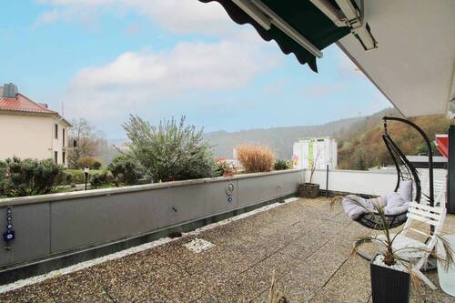 Terrasse - 3 Zimmer Etagenwohnung zum Kaufen in Neuenbürg
