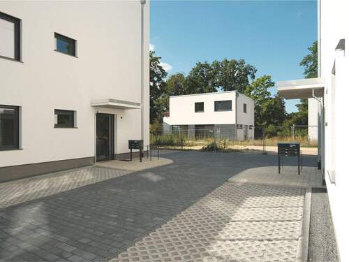 Eingang - 3 Zimmer Etagenwohnung in Falkensee