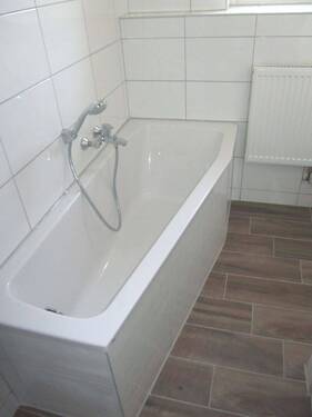 *Beispielbild Bad - Etagenwohnung mit 54,10 m² in Zwickau zur Miete