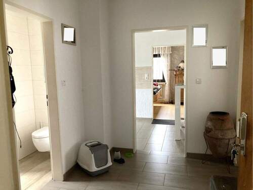 1.OG Diele - Eigentumswohnung 1.OG mit Gartenanteil in 3 Familienhaus in 53474 Bad Neuenahr-Ahrweiler