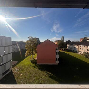 Ausblick - 3 Zimmer Etagenwohnung in Dormagen