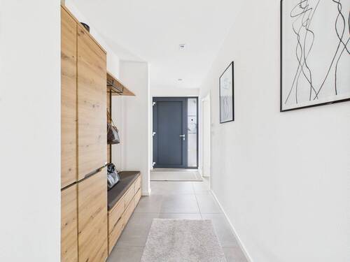 Diele - Einfamilienhaus mit 215,00 m&sup2; in Niederviehbach zum Kaufen