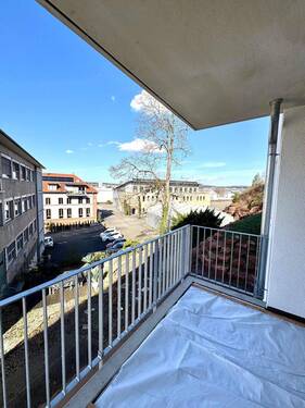 Blick Balkon - KL-Betzenberg - NeubauErstbezug: Attraktive, großzügige 2-4-Zimmerwohnungen in bester Lage
