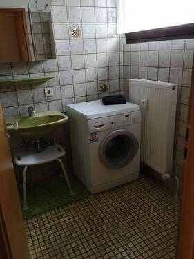 Bad mit Waschmaschine.jpg - 