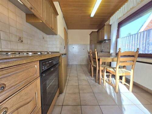 Küche mit Essplatz - 