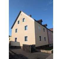 Lukratives Investment: Vielseitige Doppelhaushälfte mit großem Garten - Waldsassen Naßgütl